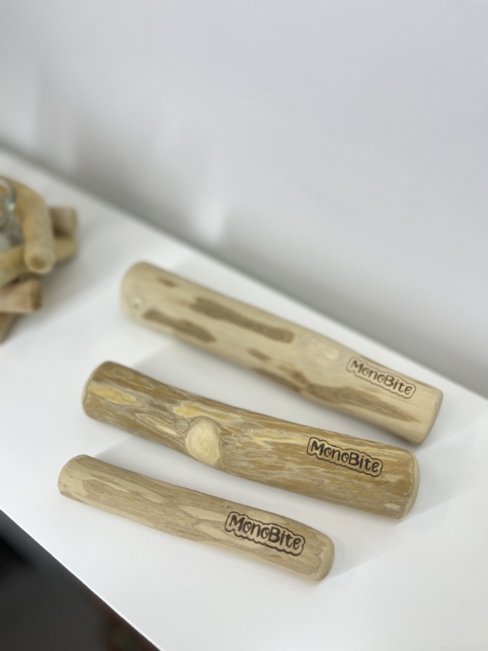 Picture of MonoBite Coffee Wood Chews M Size 16cm - 18cm